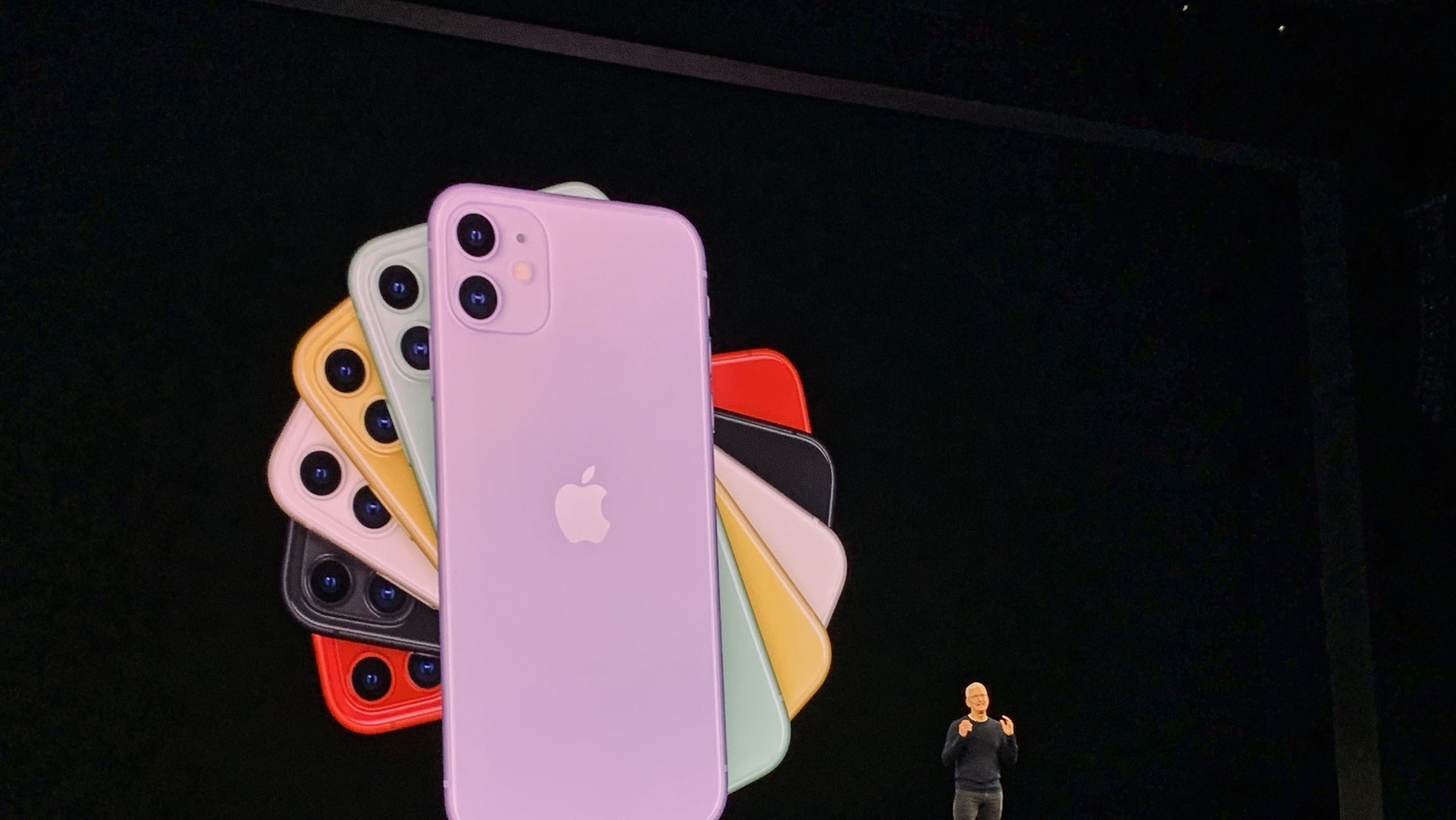 Official First Look on Apple iPhone 11!