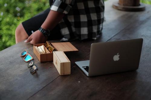 Kallestory, Produk Kacamata Lokal Berkelas Internasional