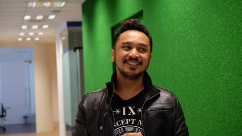 Giring Ganesha: Mengejar Cinta pada Dunia Digital