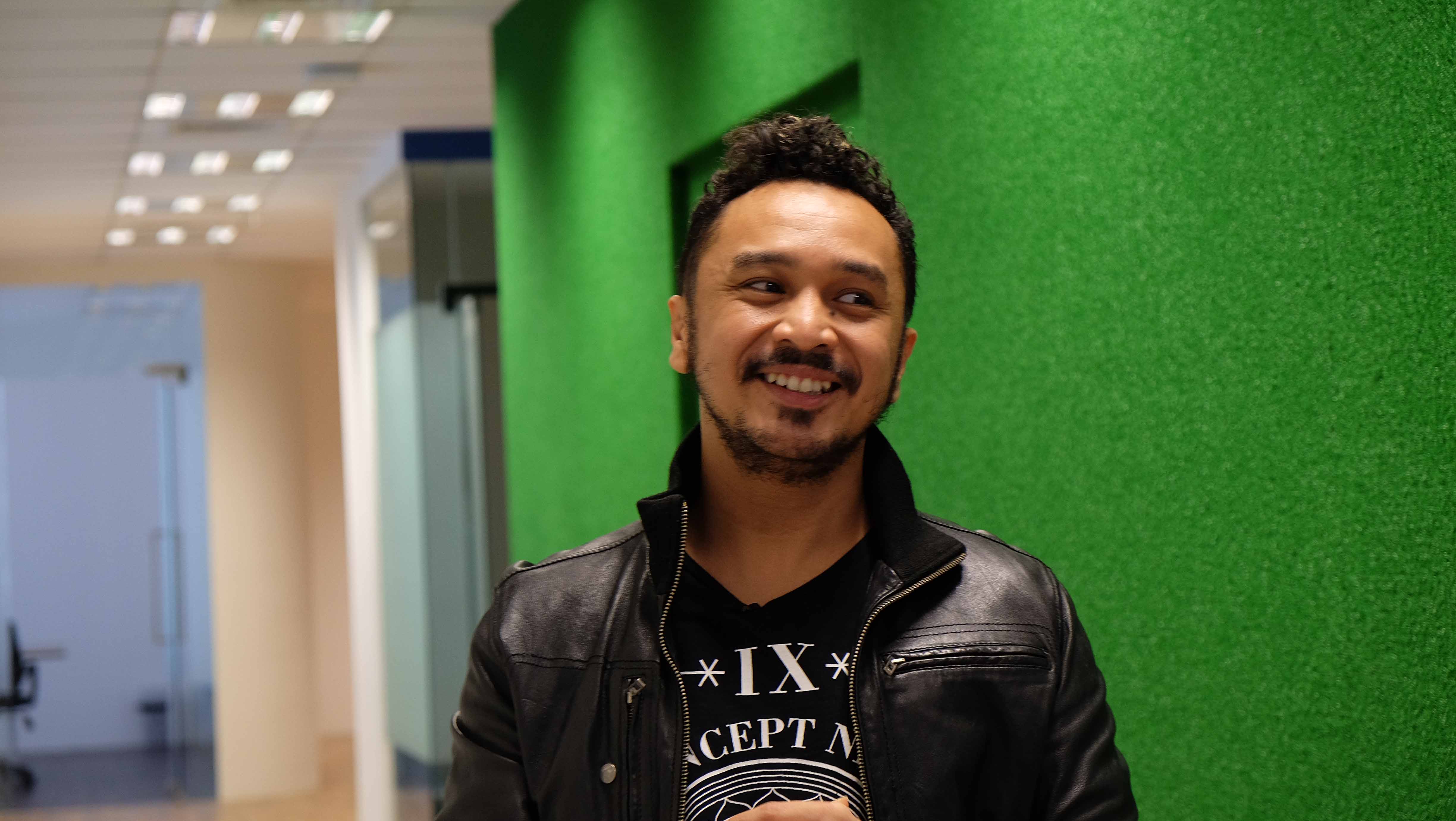 Giring Ganesha: Mengejar Cinta pada Dunia Digital