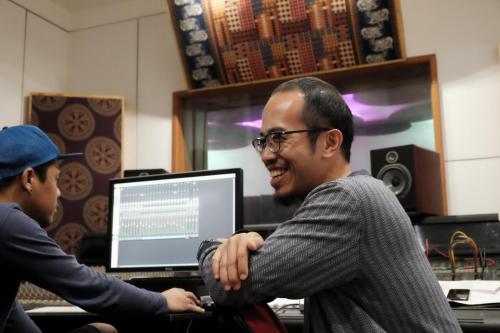 Indra Perkasa Memberikan Aransemen yang Menantang untuk MLDJAZZPROJECT Season 3