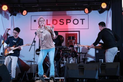 Ini Alasan Kenapa Penonton Rela Kehujanan Demi Menonton Stage Bus Jazz Tour Di JJF 2019