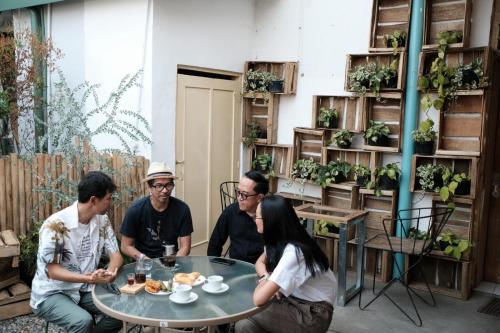 M Bloc Space: Ruang Kreatif Penuh Nostalgia di Tengah Semangat Berkarya