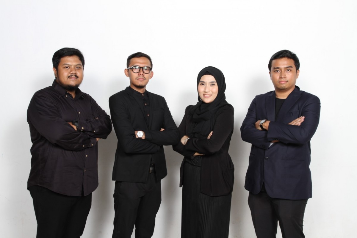 Jajaran Board of Directors dari DELUTION