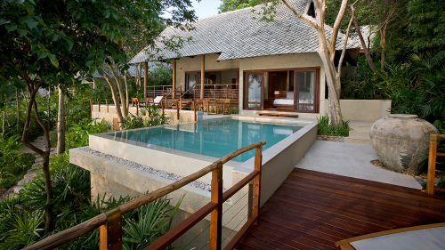 3 Destinasi Wisata Dimana Bos Lo Nggak Akan Ganggu