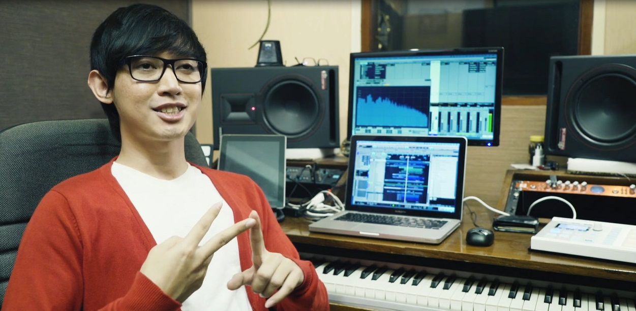 Mengenal Eka Gustiwana, Produser YouTube yang Dulu Hanya Penyanyi Kafe