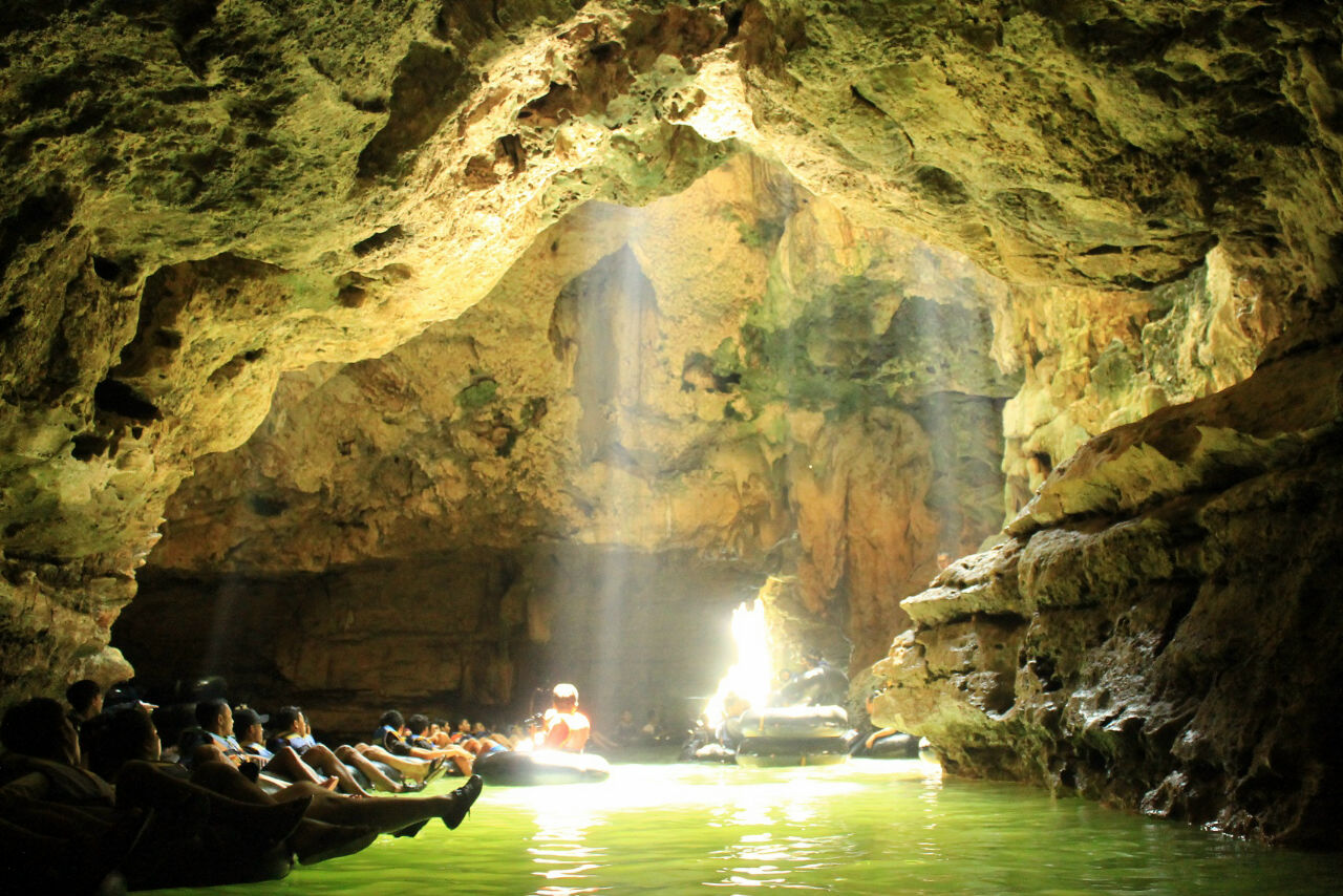 3 Tempat Wisata di Indonesia yang Berikan Cerita Mitos Awet Muda