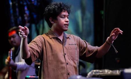 Berkarya #MauLagiDimanapun bareng Hindia