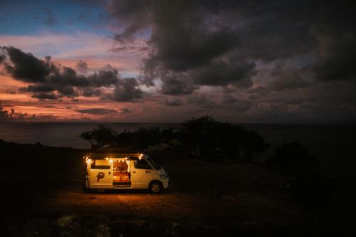 Mengunjungi Tempat Anti-Mainstream dengan ‘Hotel Berjalan’ dari PukuCamper