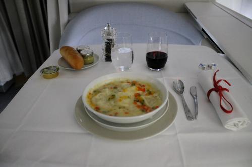 Inilah Maskapai dengan Makanan Terenak Versi Skytray