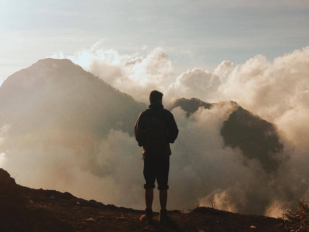 Salah satu konten Nikko bertemakan travel