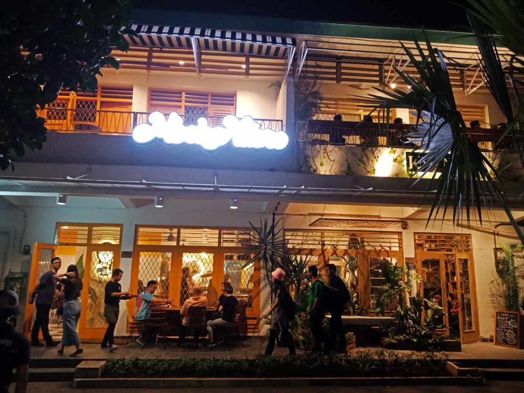 5 Tempat Nongkrong Hits yang Kembali Buka dengan Protokol Baru