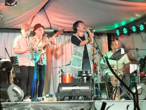 Bonita and the HUSband Mewarnai Sebuah Malam Minggu di Denpasar