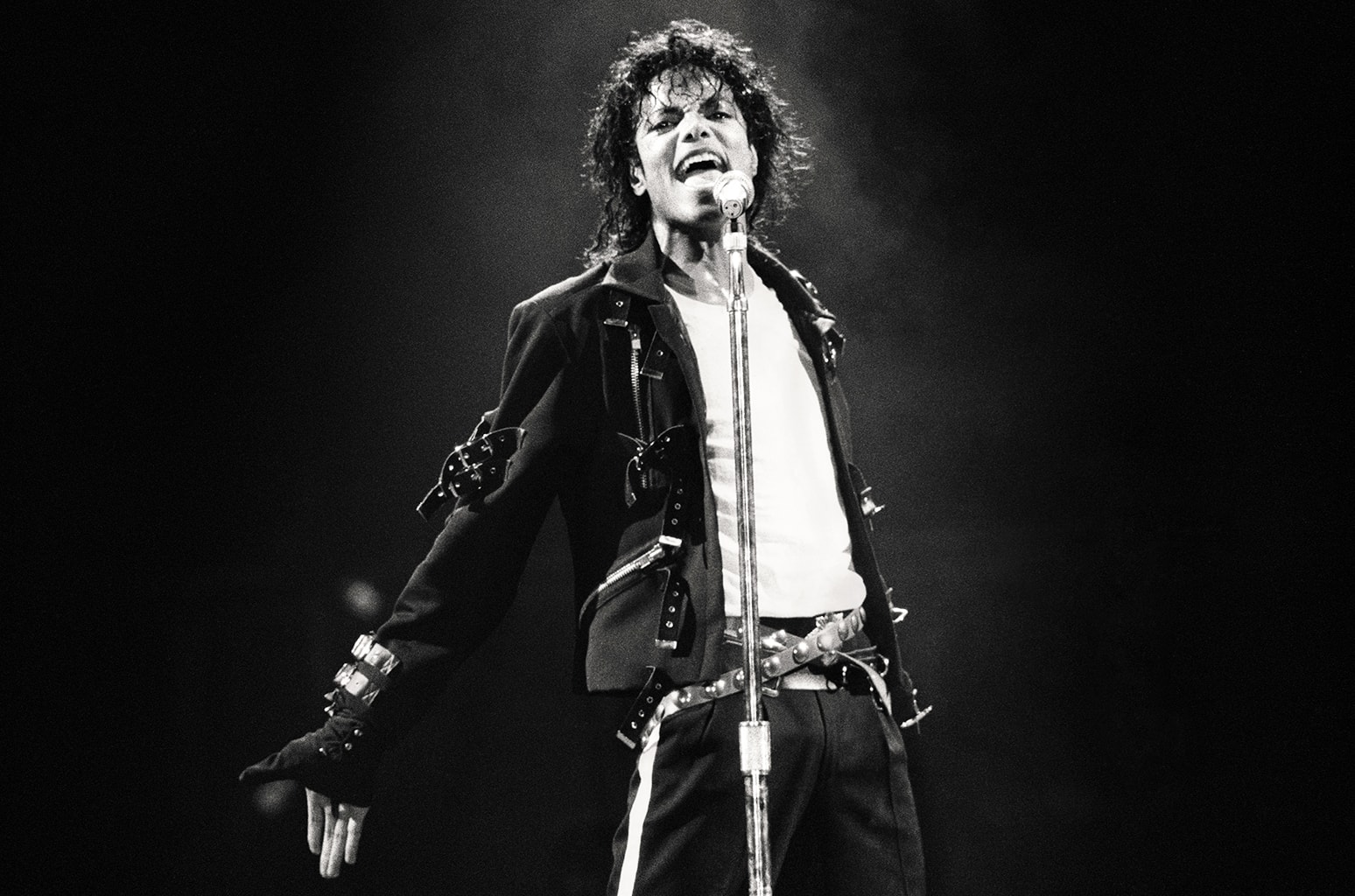 Michael Jackson Keluarkan Album Baru!