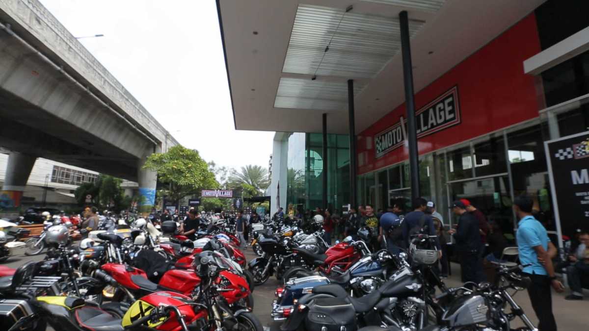 Motovillage, Tempat Nongkrong Super Lengkap Pecinta Otomotif Jakarta!