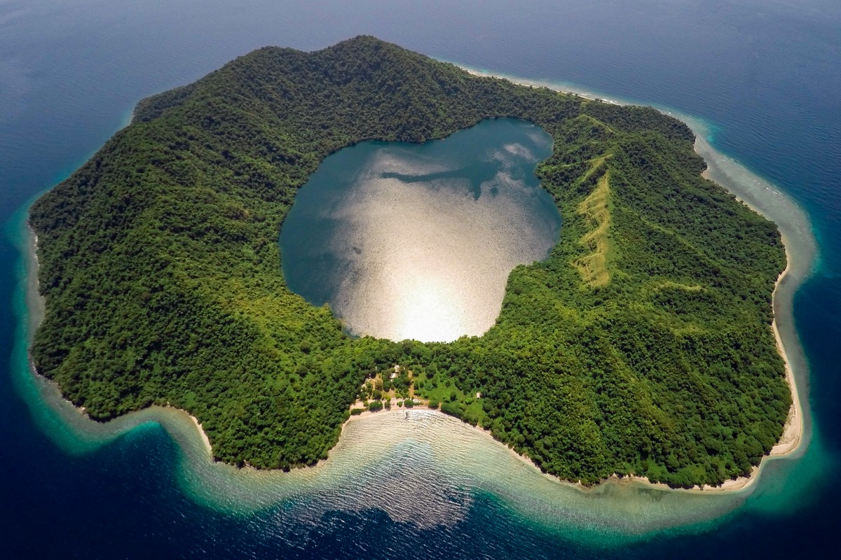 MLDSPOT | Mistis di Pulau Satonda