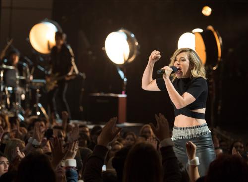 Lagu ‘Stand by You‘ milik Rachel Platten Juarai Adult Pop Songs Billboard