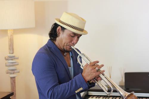 Rio Sidik: Musisi Internasional Bernasionalisme Tinggi