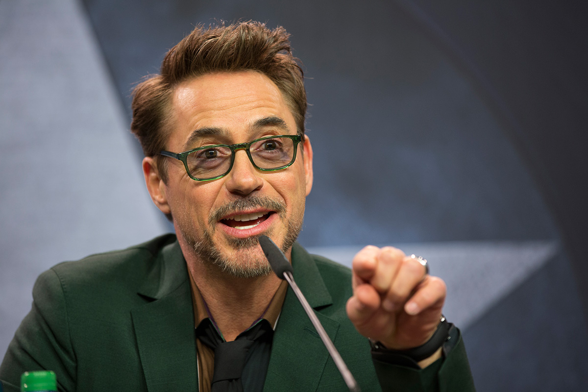Robert Downey Jr Bersiap Luncurkan YouTube Red Bertemakan Artificial Intelligence