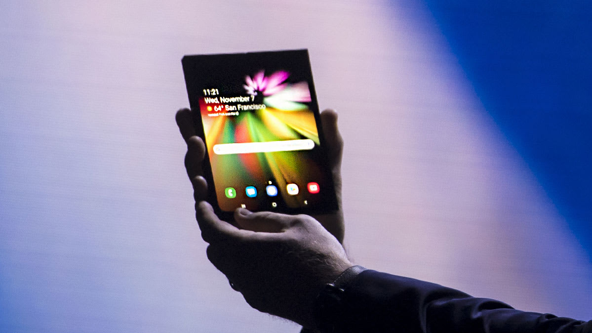 MLDSPOT | Samsung Bakal segera Pamerkan Smartphone yang Bisa Ditekuk