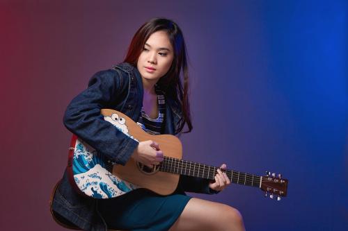 Sheryl Sheinafia Sang Anak Muda Multi Talenta