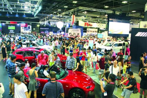 Jajaran Mobil Paling Keren di Ajang Singapore Motor Show 2017