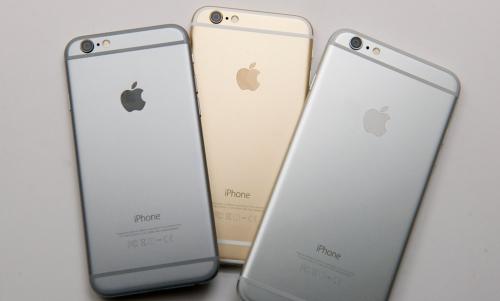 Mau tau fitur terbaru iPhone? Coba dengar kisah pria dari Guangzou ini.