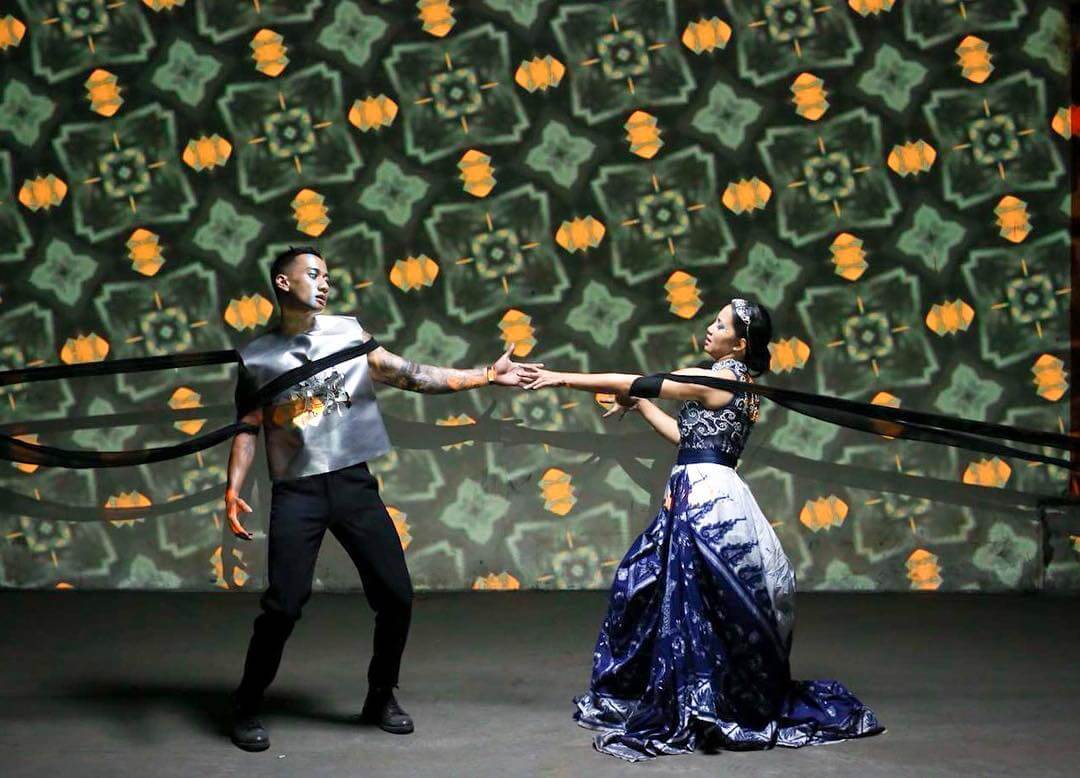 Salah satu video klip untuk lagu “Menunggu Kamu Tercipta”