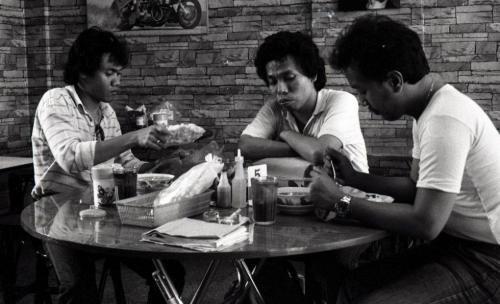 4 Film Warkop DKI Paling Lucu