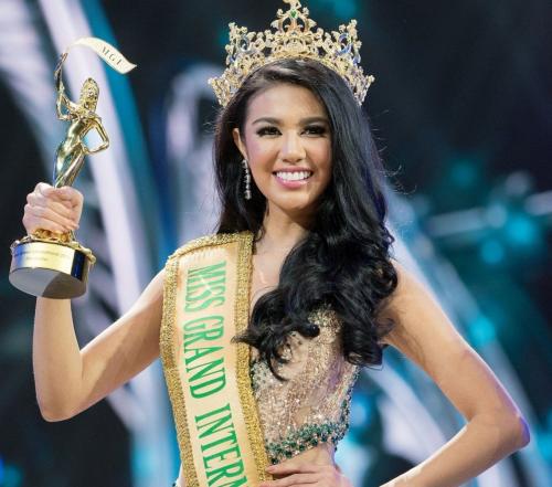 Ariska Putri Pertiwi Menang Miss Grand International 2016