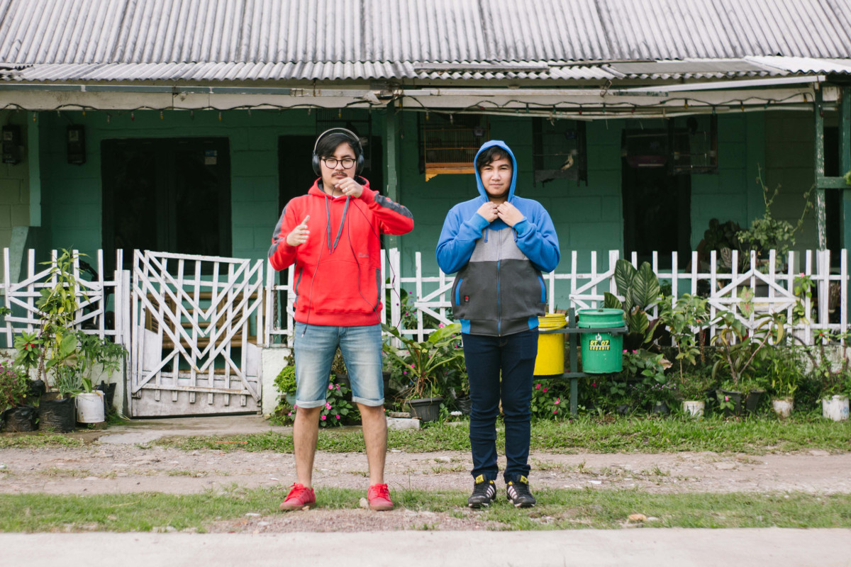 Bottlesmoker RiliS MV Batara Pandita