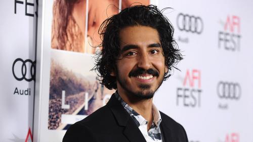 Dev Patel Kini Makin Macho Dengan Janggut Dan Rambut Gondrong