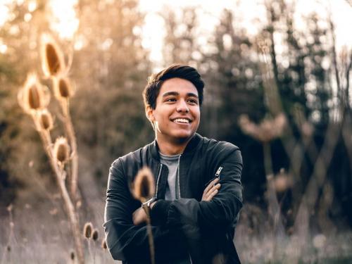 Biar Postingan Sosmed Jadi Viral: Ini Tips Foto Biar Bokeh!