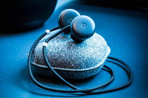 Seberapa Jauh Teknologi Earbud Translator Itu?