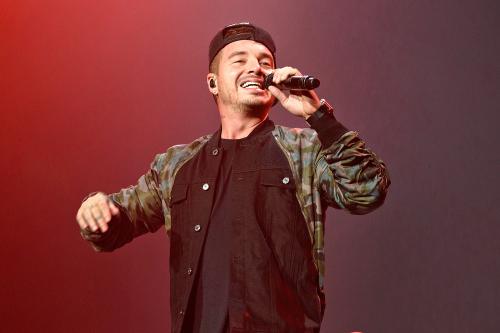 J Balvin Penyanyi Latin Dengan Ambisi Tembus Pasar Amerika