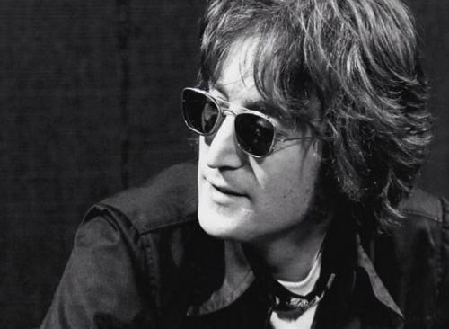 Potongan Rambut John Lennon Dilelang Dengan Harga Fantastis