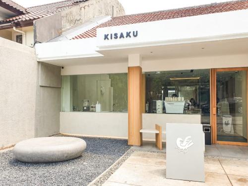 Kisaku: Tempat Ngopi yang Aman Bagi Para Vegan