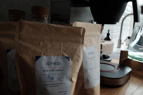 Easy Exploring Coffee with Gordi