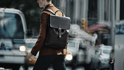 Pilih Ransel atau Tas Pinggang?