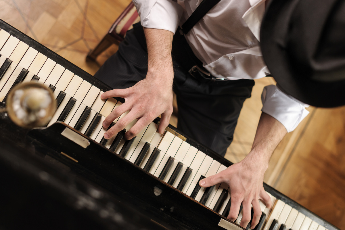 5 Musisi Jazz Lokal yang Karyanya Luar Biasa dan Mesti Lo Nikmati!