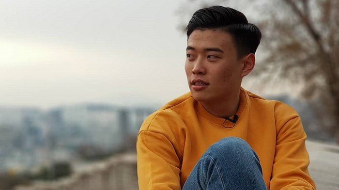 Jang Hansol, selebgram dan YouTuber asal Korea yang fasih berbahasa Jawa, ikut dalam penggalangan dana untuk melawan COVID-19