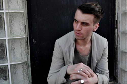 Pria Memakai Perhiasan? Kenapa Nggak!