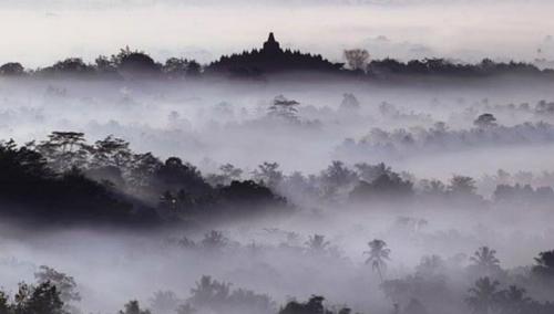Puncak Suroloyo, Tempat Terbaik Meneropong Borobudur