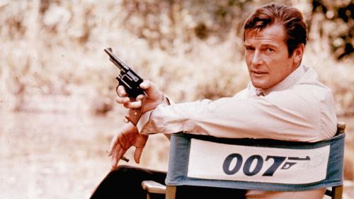 Mengenang 7 Film Bond Roger Moore