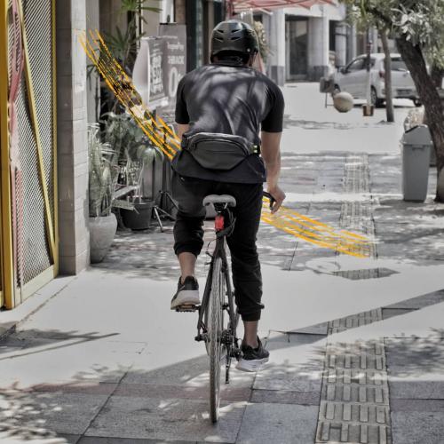 5 Brand Lokal Buat Sling Bag Kece Pas Untuk Nemenin Lo Gowes!
