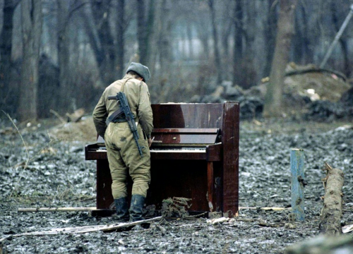 Musik-Musik yang Mengawali Revolusi Dunia