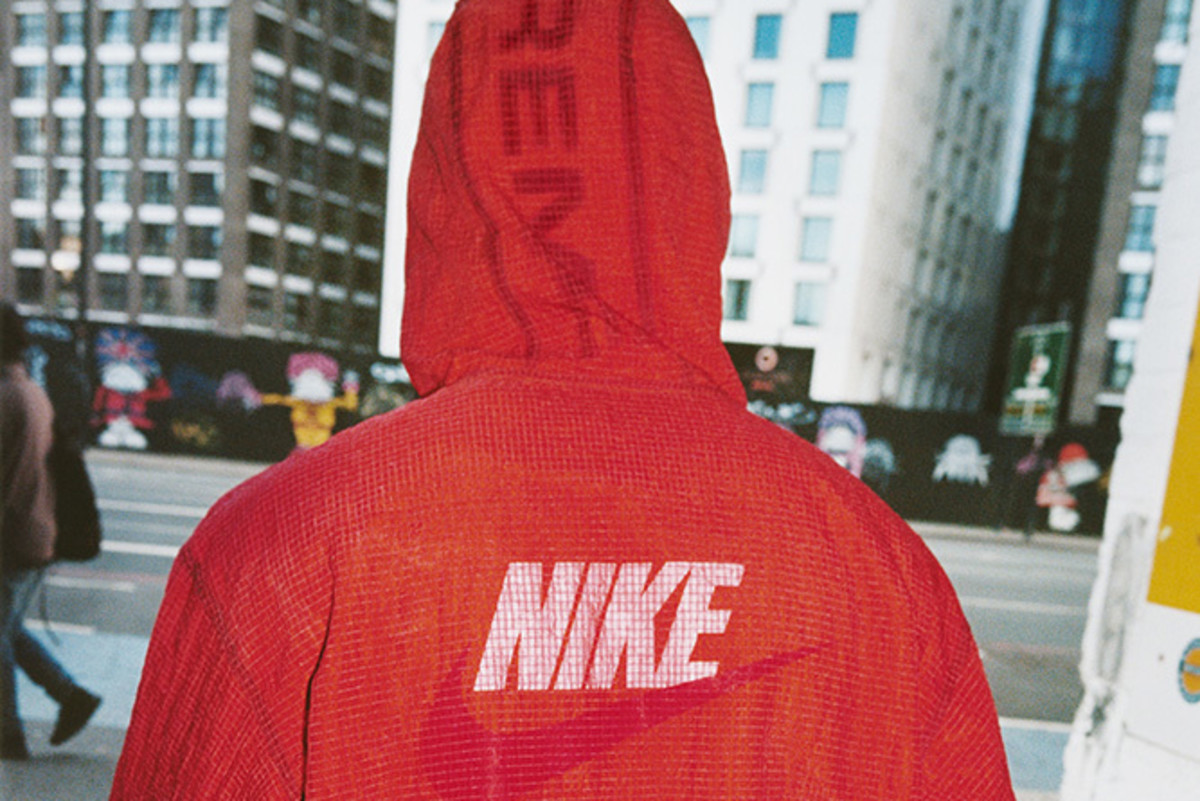 SUPREME X NIKE Rilis Koleksi Fall-Winter 2020: Cop, Cop, Cop!
