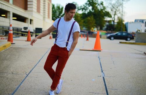 Mau tampil beda? Coba pakai Suspenders.