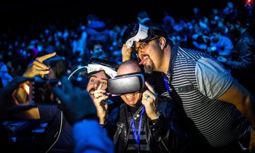 Lima Gadget Baru yang Bikin Lo Nyesel Ganti Ponsel Sekarang