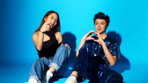 Si Pencuri Perhatian: 3 Fakta Singkat dari Warrenisyellow!